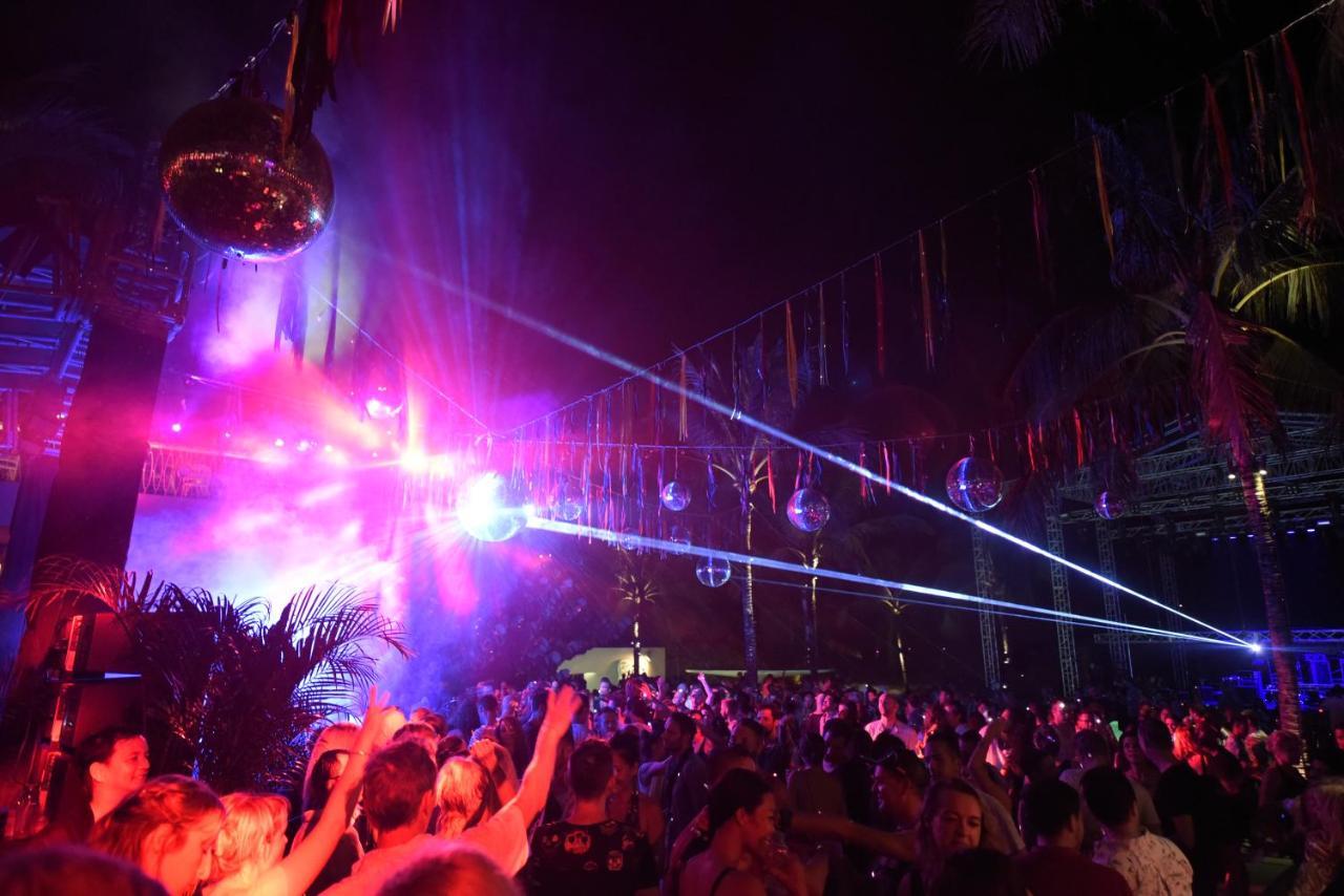 Potato Head Suites&Studios Seminyak Exterior foto The nightclub