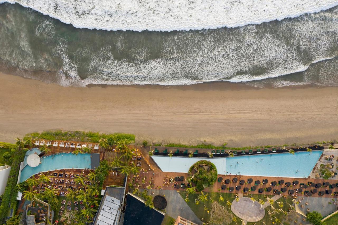 Potato Head Suites&Studios Seminyak Exterior foto Aerial view of the beach